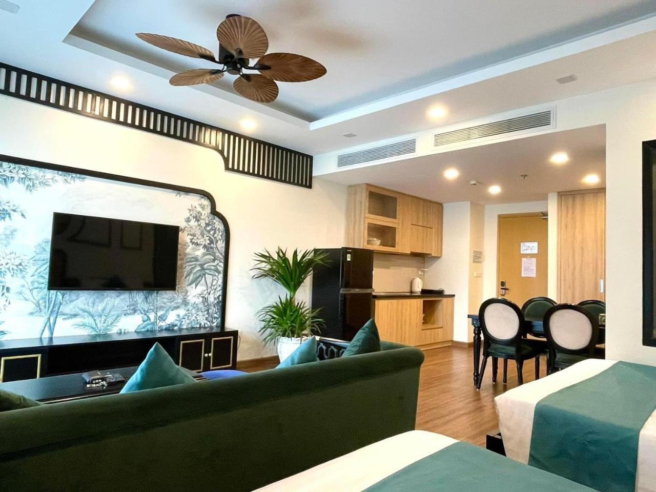 Flc Sea Tower Quy Nhon_Can Ho Du Lich 5 Sao_Cach Bien 40M + Ho Boi Exterior photo
